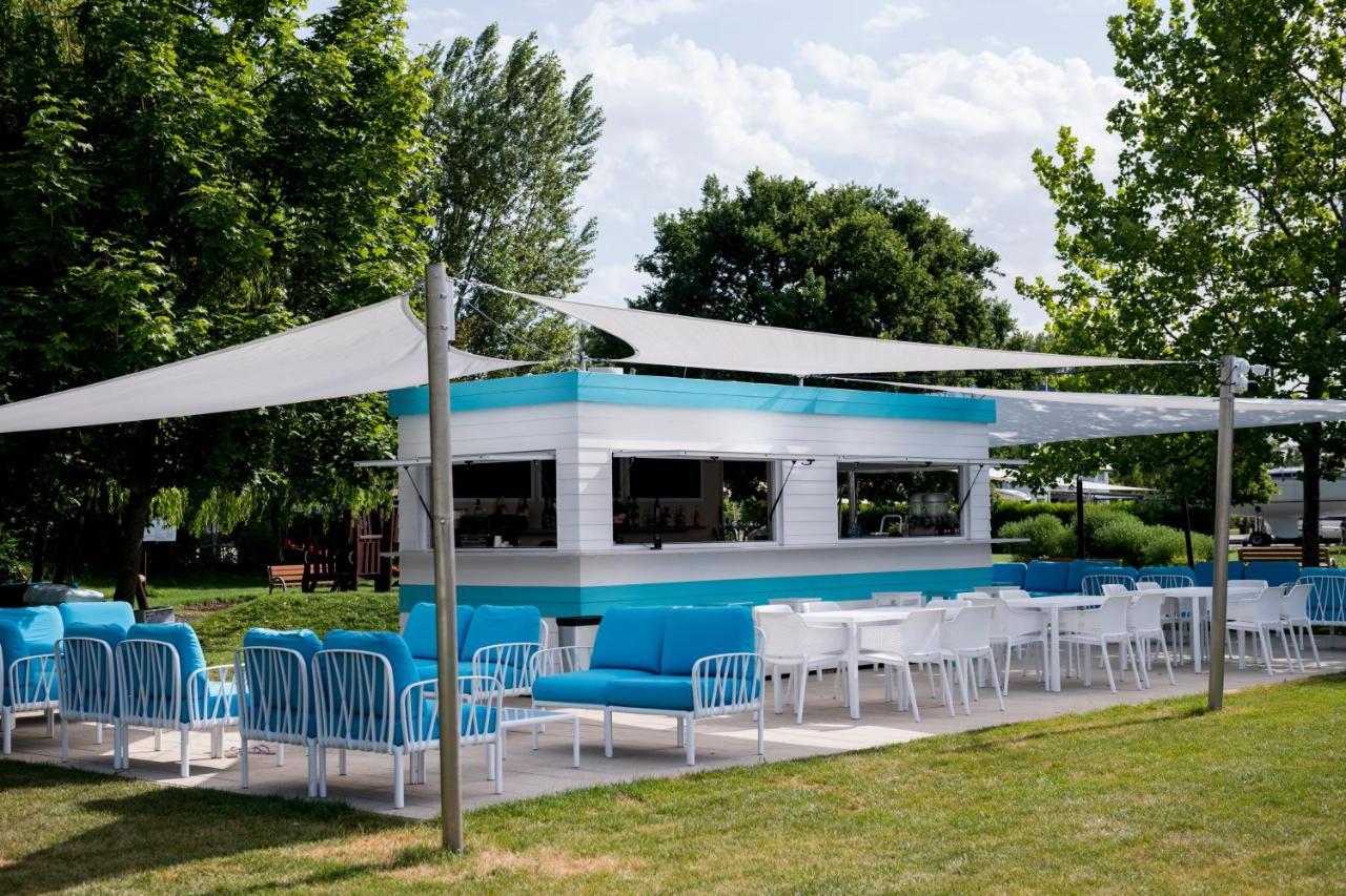 Hotel Marina Port Balatonkenese Εξωτερικό φωτογραφία