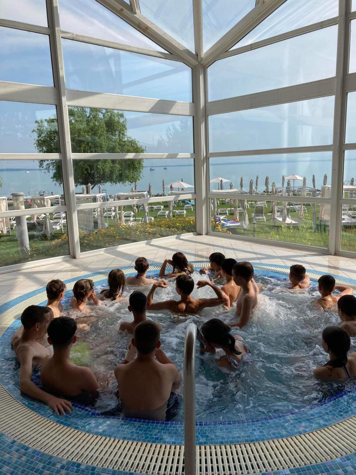 Hotel Marina Port Balatonkenese Εξωτερικό φωτογραφία
