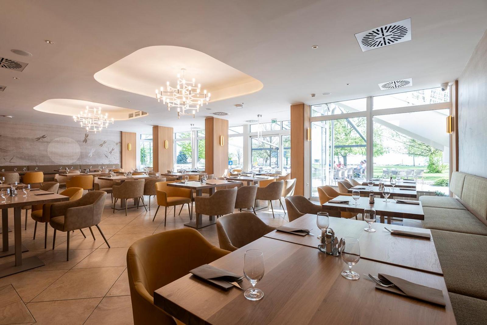 Hotel Marina Port Balatonkenese Εξωτερικό φωτογραφία