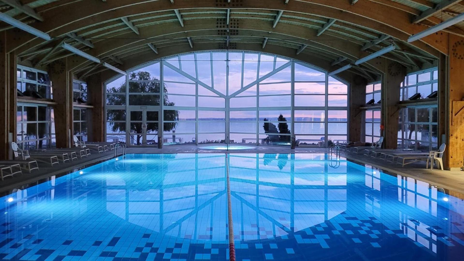 Hotel Marina Port Balatonkenese Εξωτερικό φωτογραφία