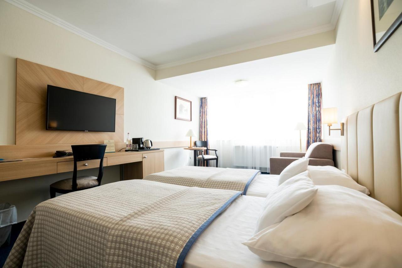 Hotel Marina Port Balatonkenese Εξωτερικό φωτογραφία